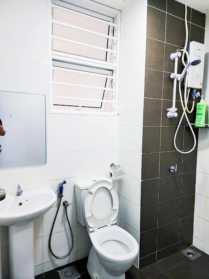Putrajaya Dwiputra 6 Plus 1 Pax Blissful Fully Air-Con Suite Екстериор снимка