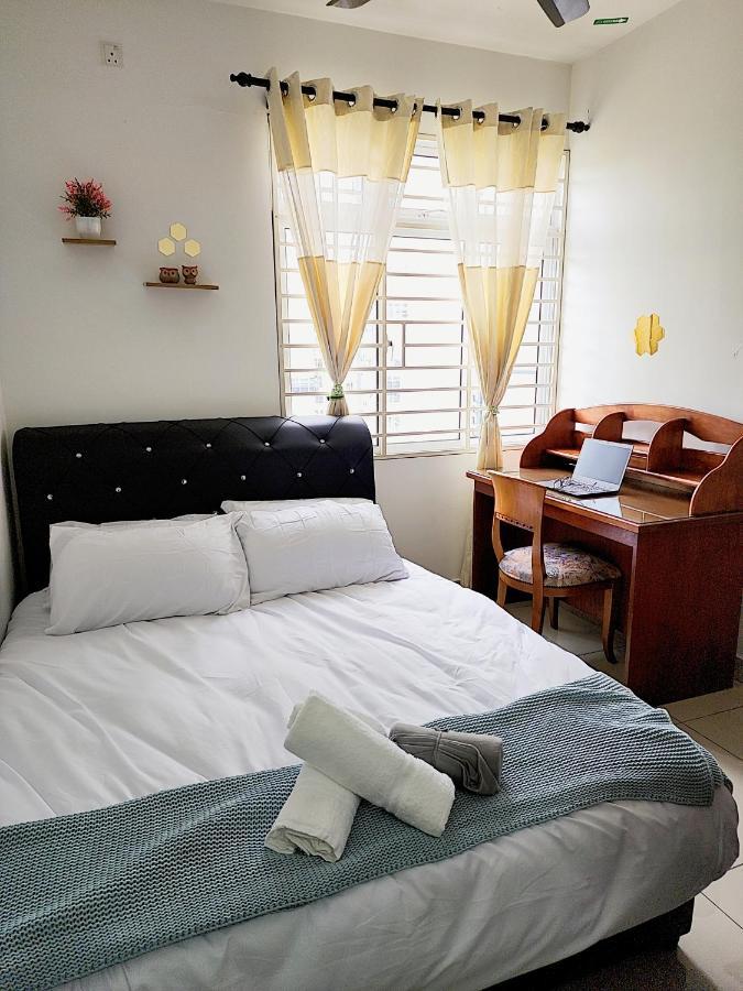 Putrajaya Dwiputra 6 Plus 1 Pax Blissful Fully Air-Con Suite Екстериор снимка